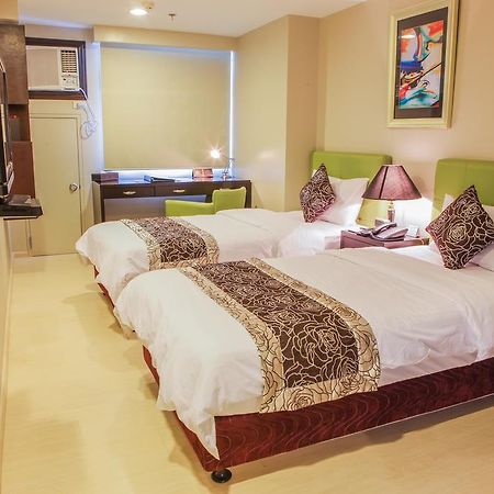 The Exchange Regency Residence Hotel Managed By Hii Pasig City Екстериор снимка