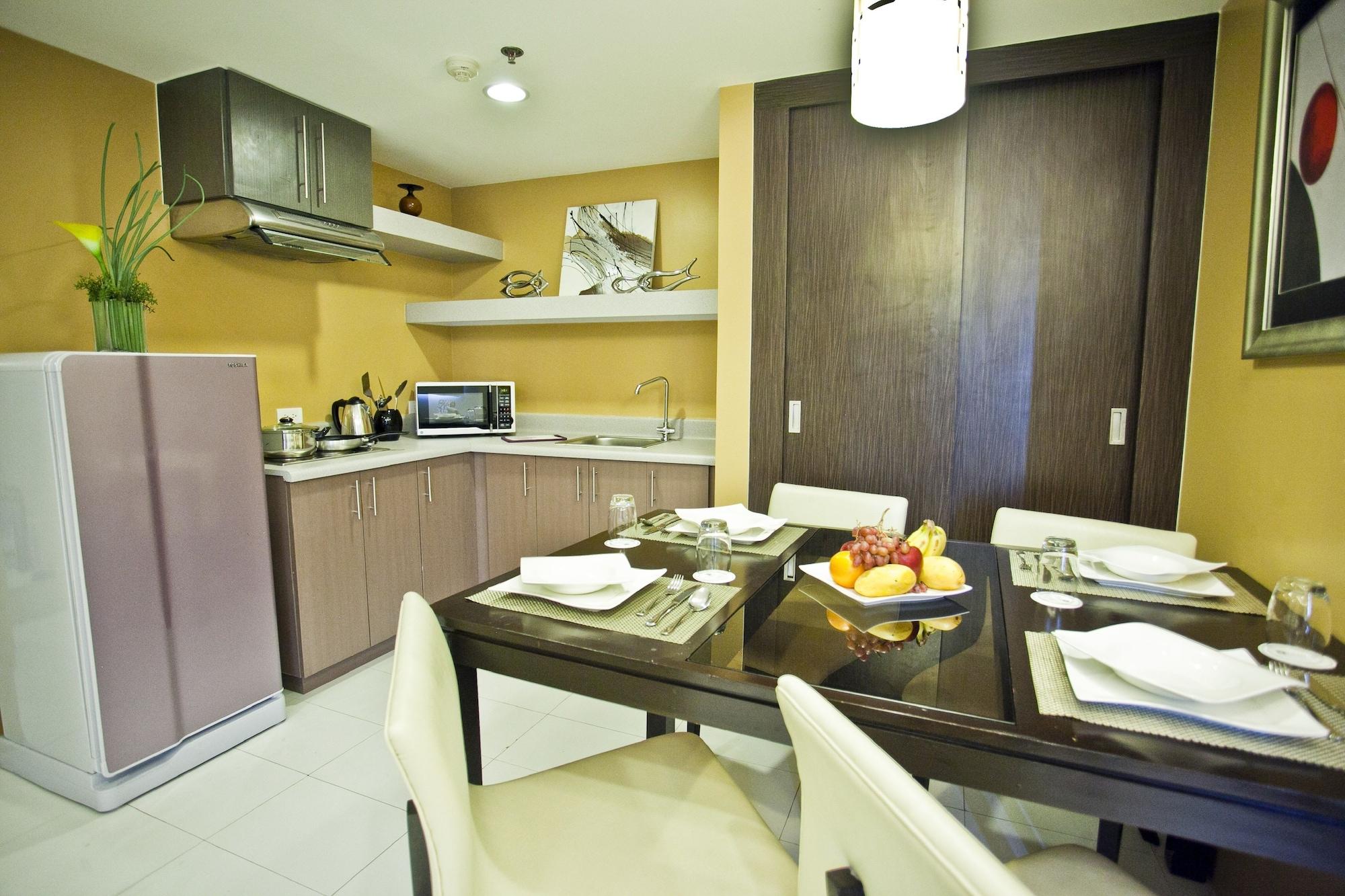 The Exchange Regency Residence Hotel Managed By Hii Pasig City Екстериор снимка
