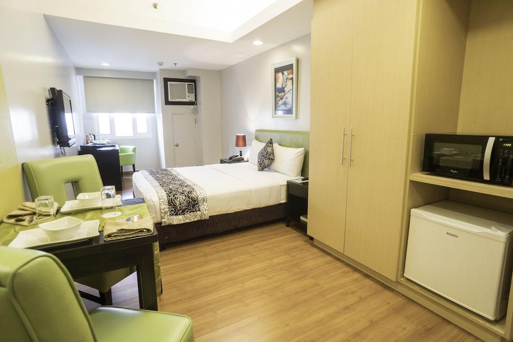 The Exchange Regency Residence Hotel Managed By Hii Pasig City Екстериор снимка