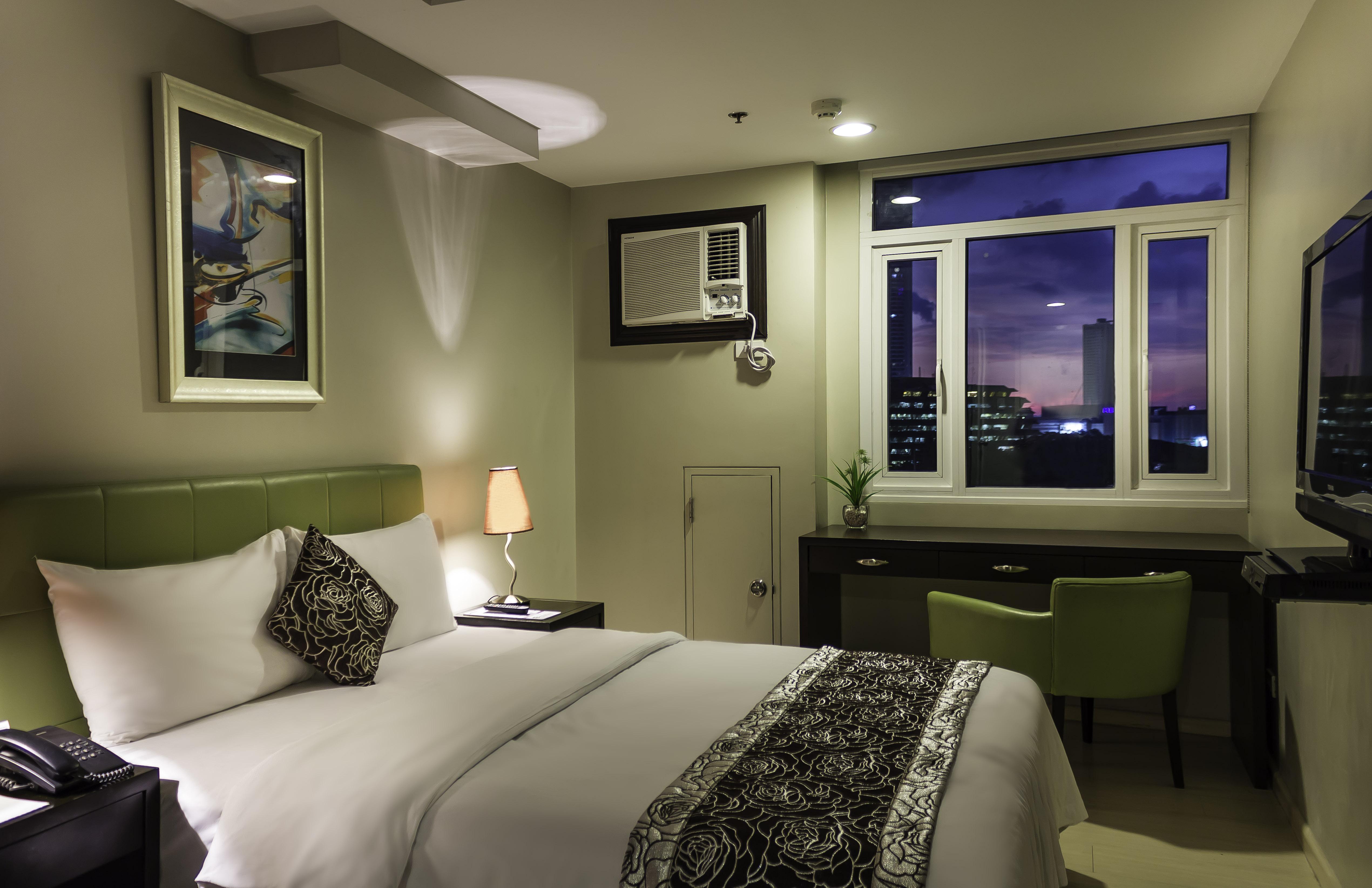 The Exchange Regency Residence Hotel Managed By Hii Pasig City Екстериор снимка